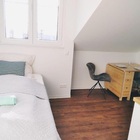 Sroom Stuttgart Flughafen Messe 라인펠덴에흐터딘겐 외부 사진