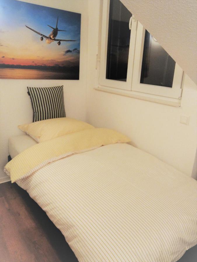 Sroom Stuttgart Flughafen Messe 라인펠덴에흐터딘겐 외부 사진